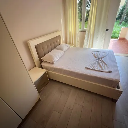 Marika Hotel Golem (Tirana)